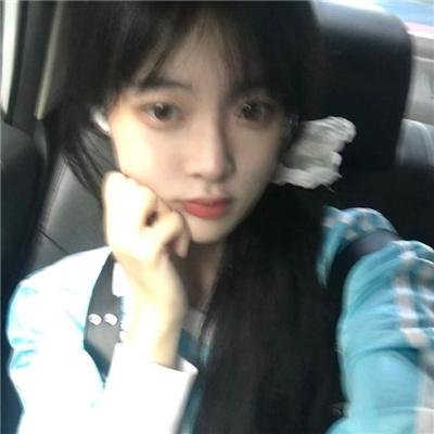 女学生和亨利先生